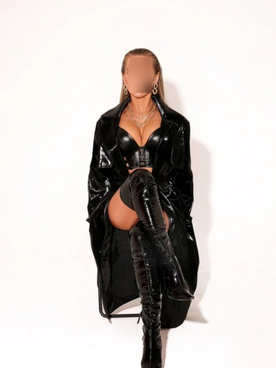 Частная массажистка Кира 